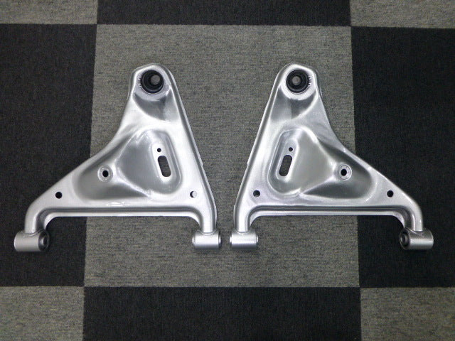 Brand new Genuine oem Nissan Silvia s14/15 rear lower control arms