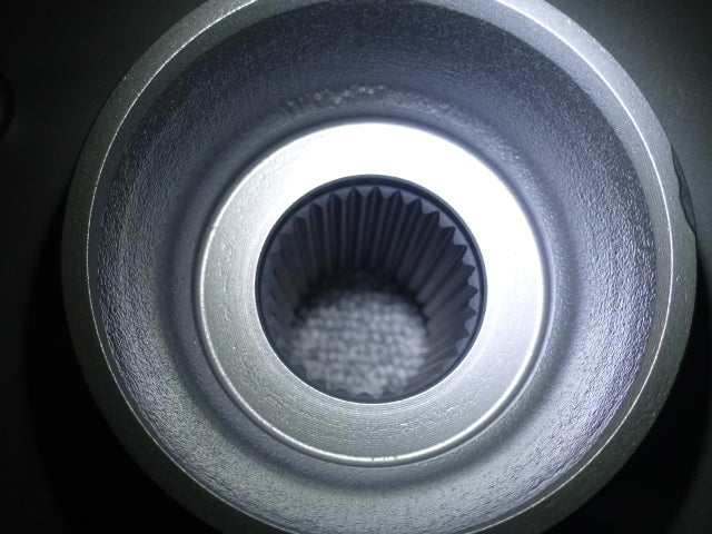 Brand New Genuine OEM Nissan Rear Hub & Bearing Assemblies