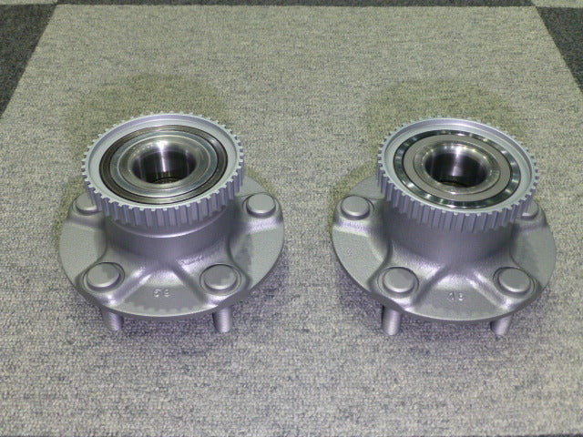 Brand new genuine oem Nissan silvia s14/15 front hub and bearings